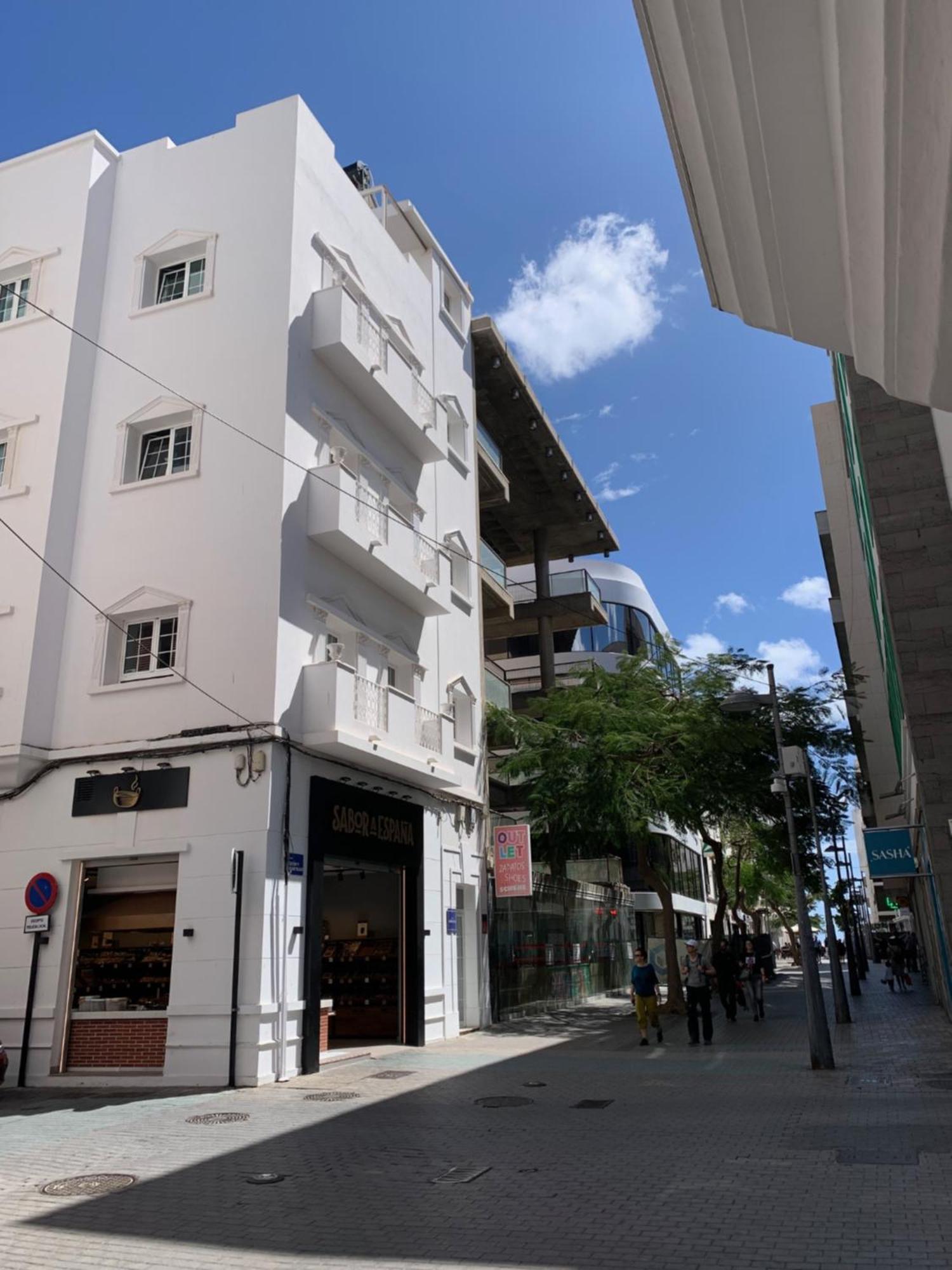 Apartamento En C/ Leon Y Castillo Арресифе Экстерьер фото